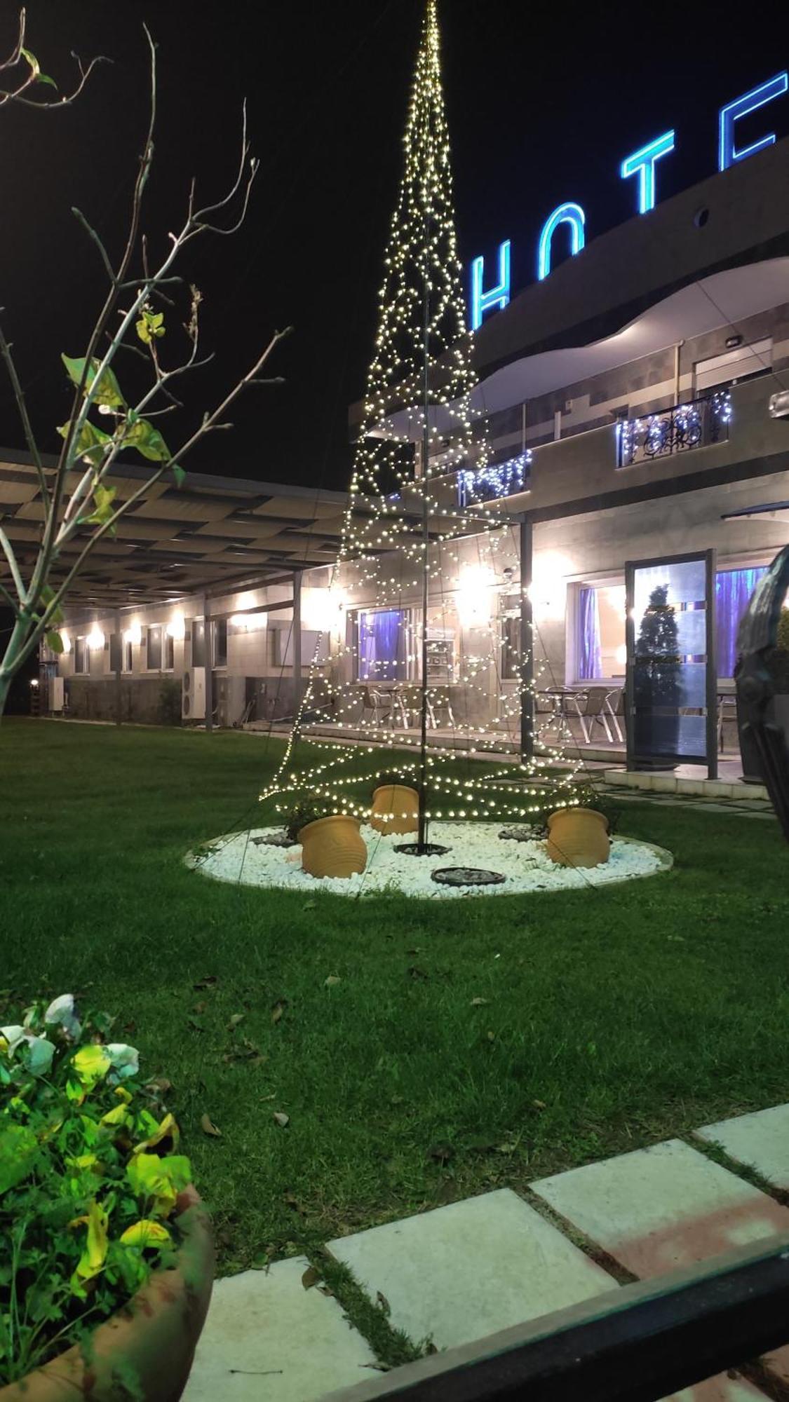 Hotel Alexandros Doxato エクステリア 写真