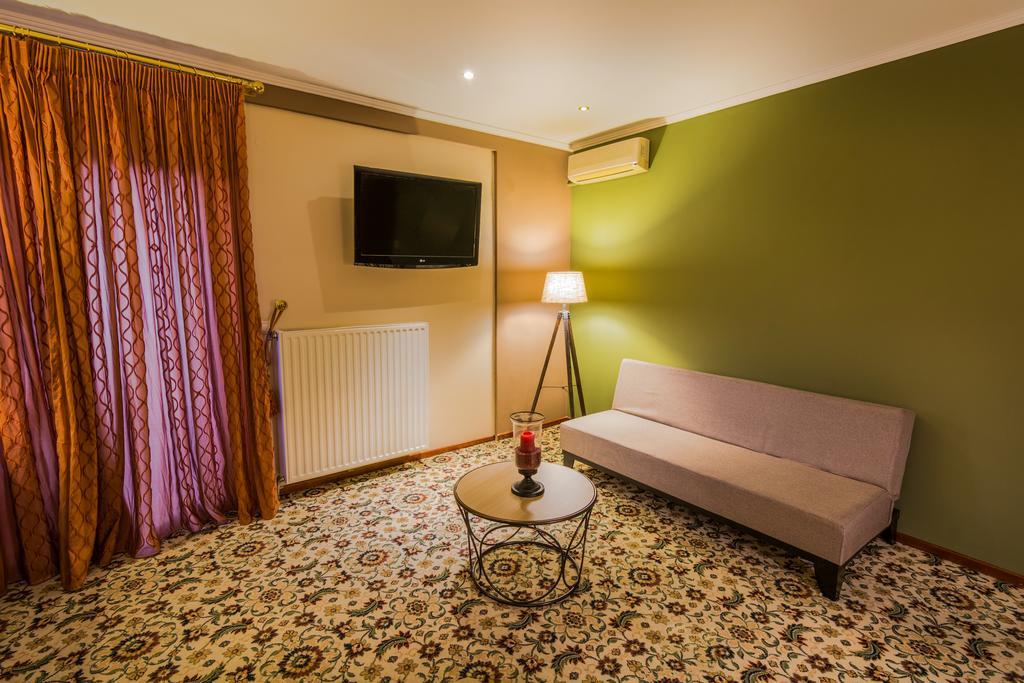 Hotel Alexandros Doxato エクステリア 写真