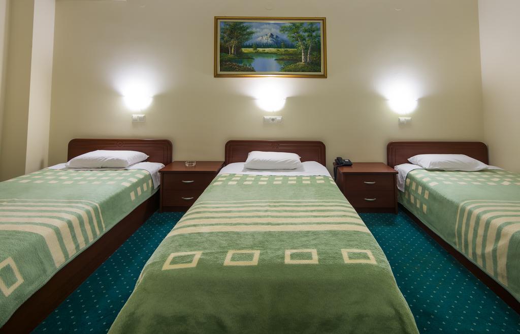 Hotel Alexandros Doxato エクステリア 写真
