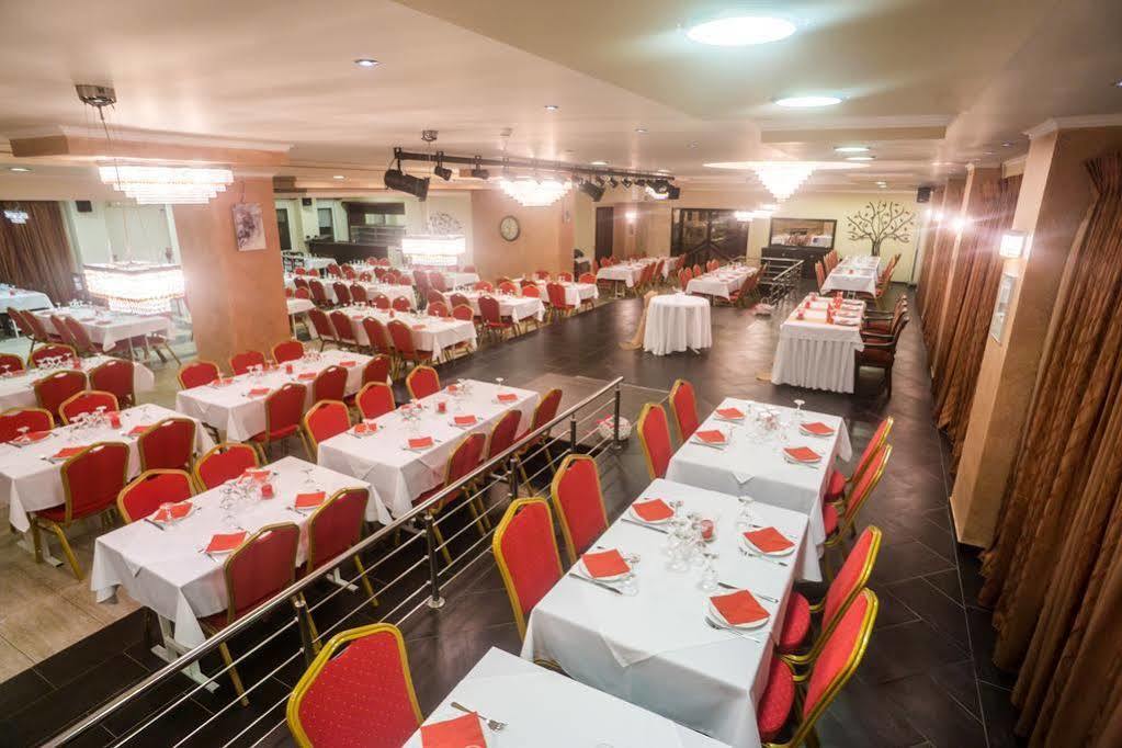 Hotel Alexandros Doxato エクステリア 写真
