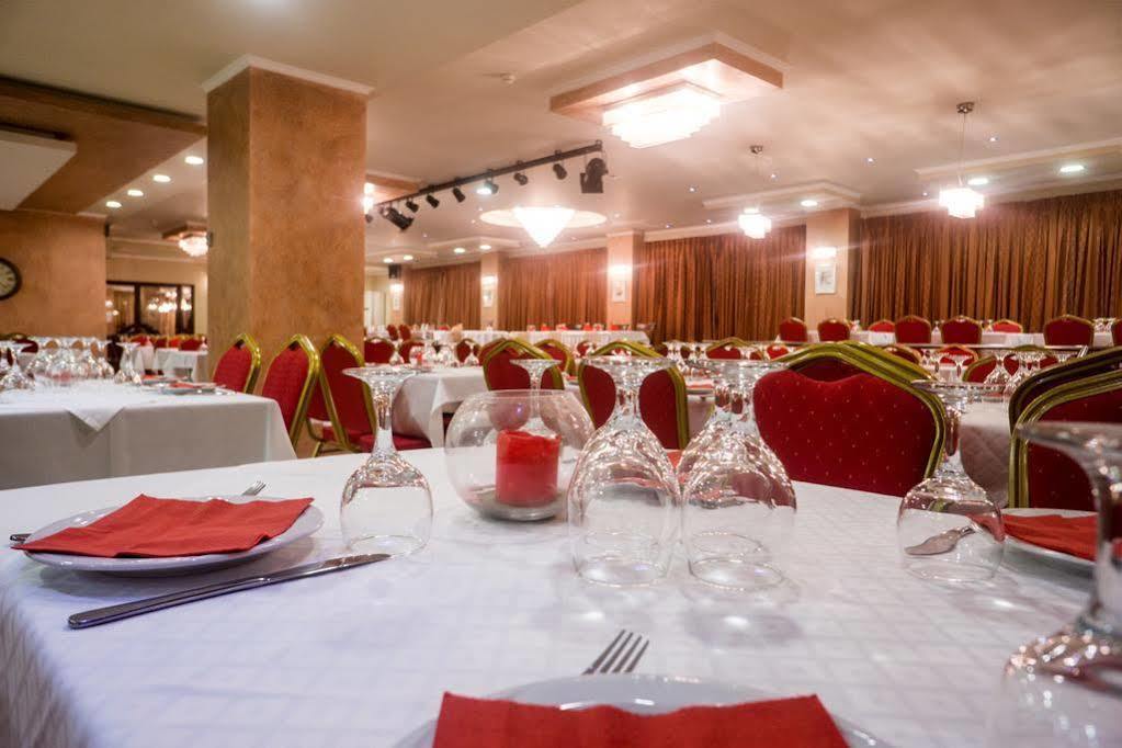 Hotel Alexandros Doxato エクステリア 写真